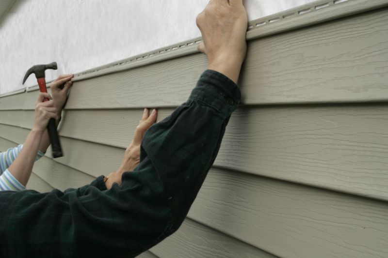 Installing Siding on a Home